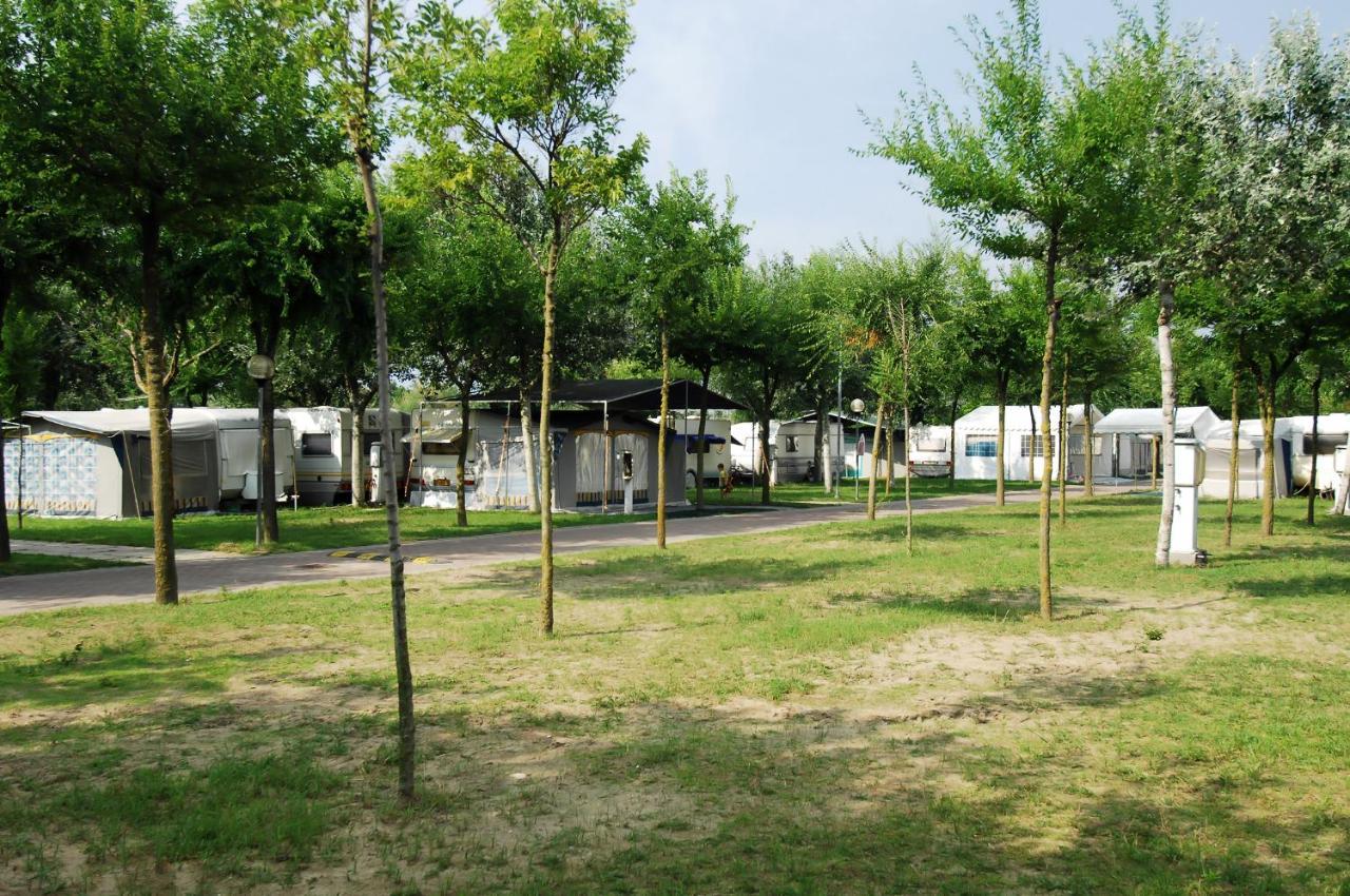 Camping Internazionale - Sottomarina Di キオッジャ エクステリア 写真